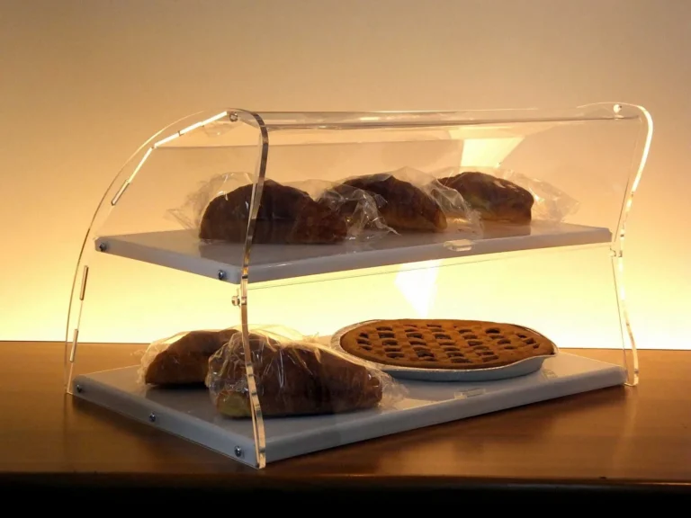 Vetrina per brioches in plexiglass realizzata da LGPLAST — foto 8