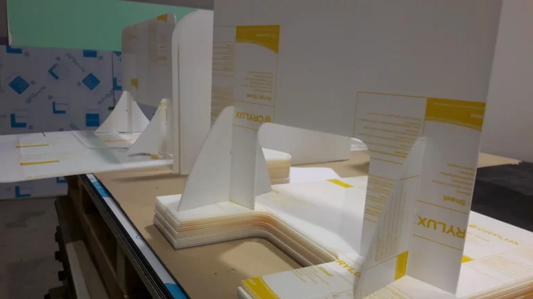 Barriera parafiato in plexiglass realizzata da LGPLAST — foto 21