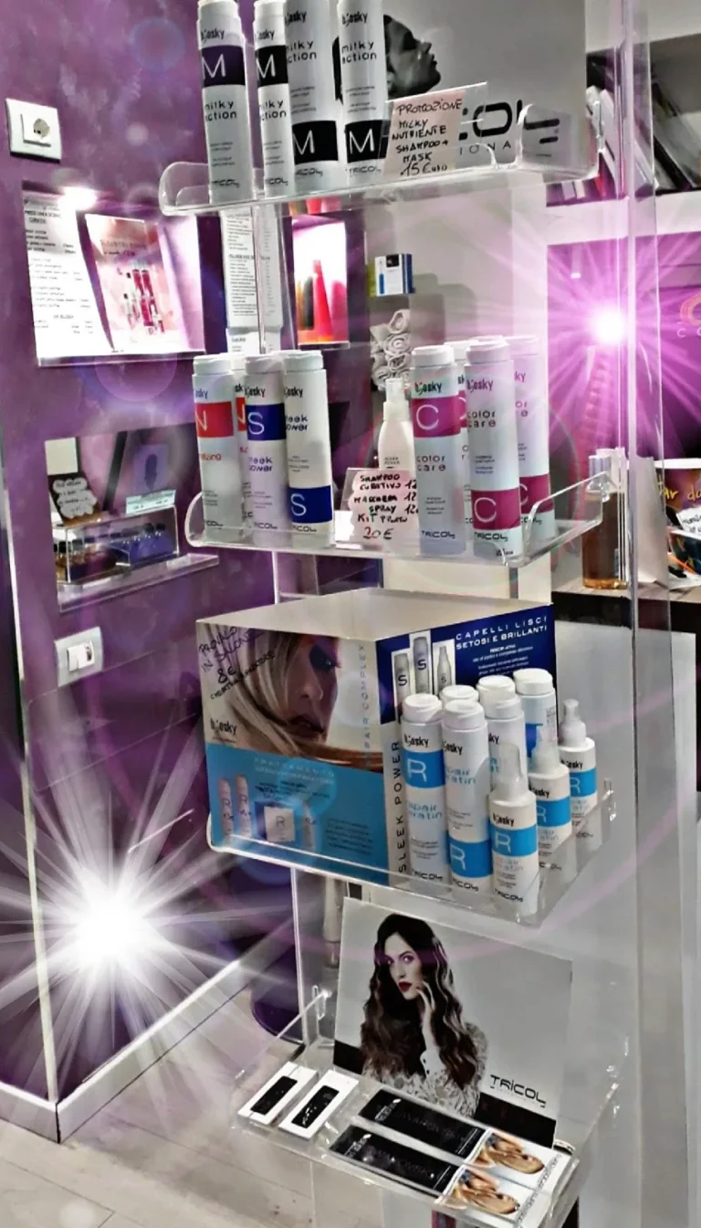 Arredo ed espositori in plexiglass per parrucchieri — LGPLAST — foto 6