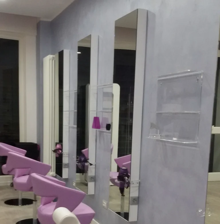 Arredo ed espositori in plexiglass per parrucchieri — LGPLAST — foto 7